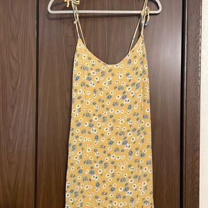 Andre blue and yellow floral dress- size large, never worn